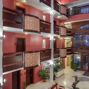 Chatto 3*, Istanbul Turkey